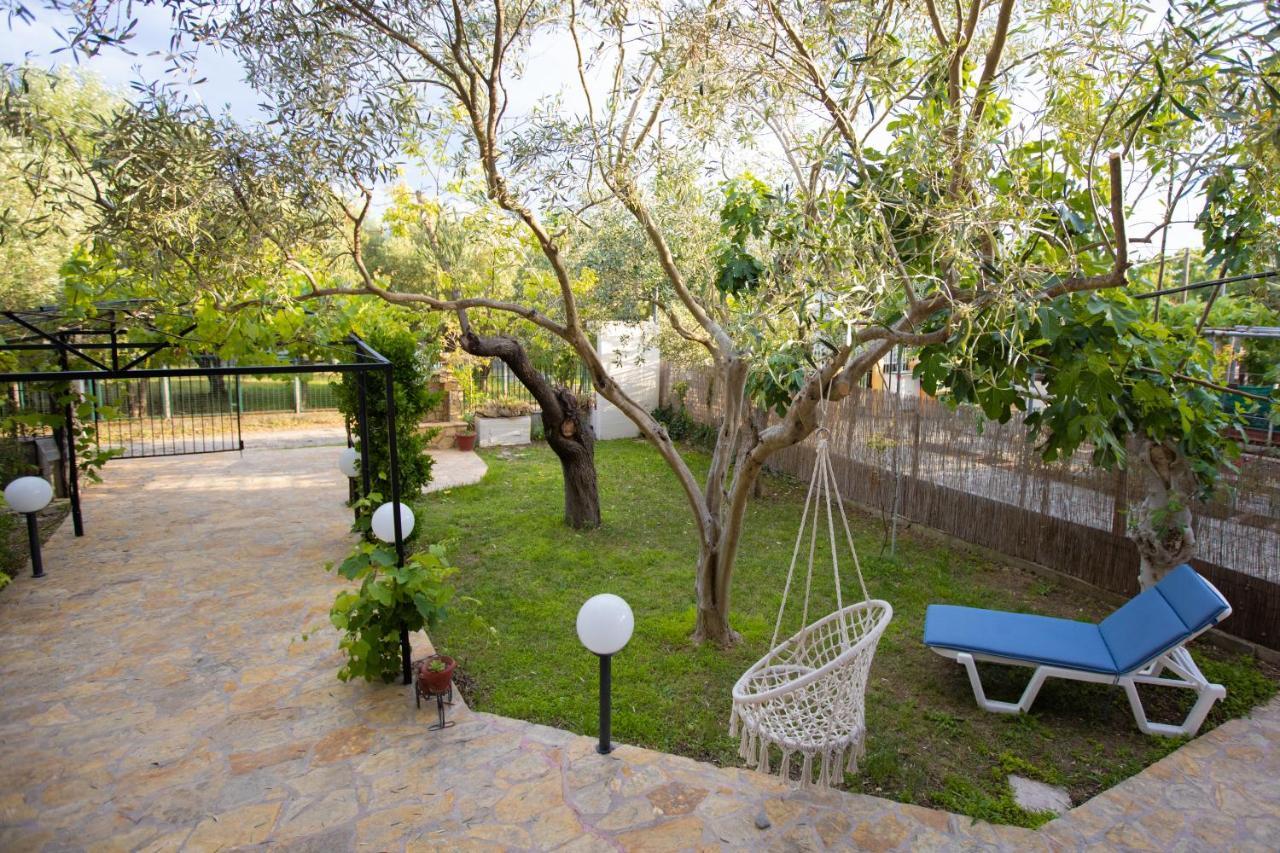 Vila Halkidiki Nea Kallikrateia Exterior foto